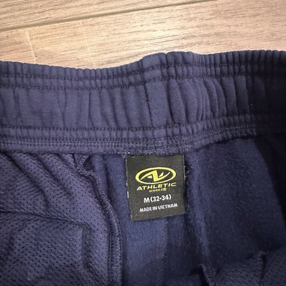 ATHLETIC WORKS MENS GYM JOGGING SHORTS SIZE MEDIUM 32-34 3 PAIR - Picture 2 of 11